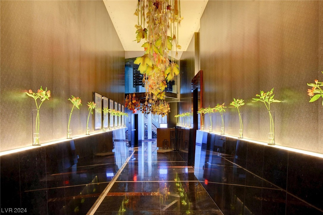 3750 Las Vegas Boulevard 3911