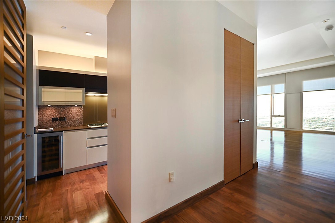 3750 Las Vegas Boulevard 3911