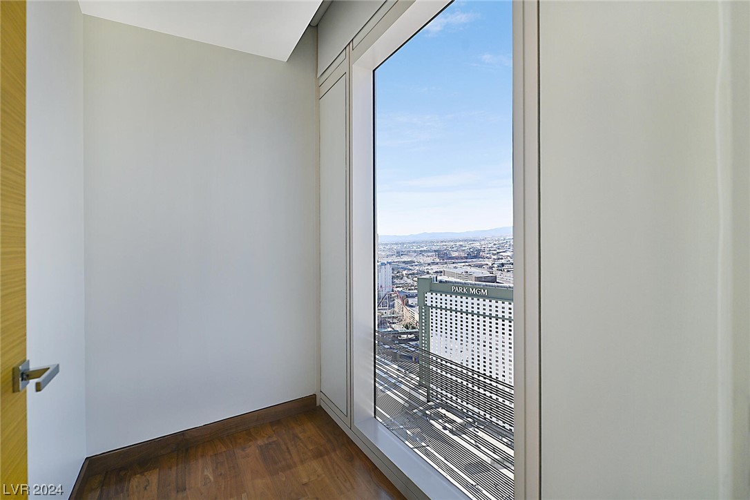 3750 Las Vegas Boulevard 3911