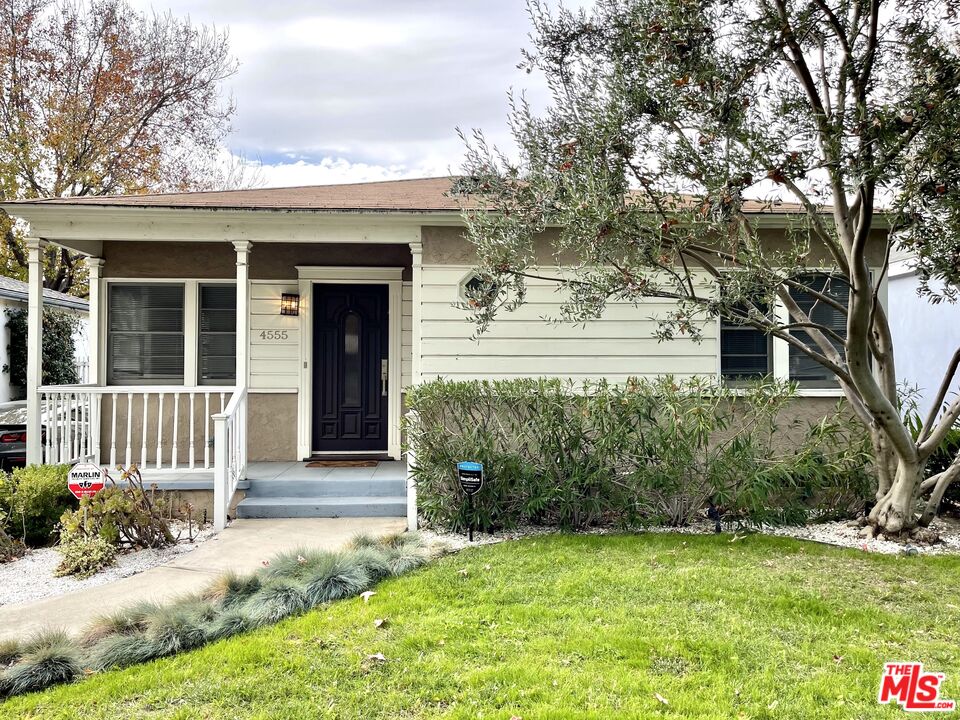 4555 Van Noord Ave