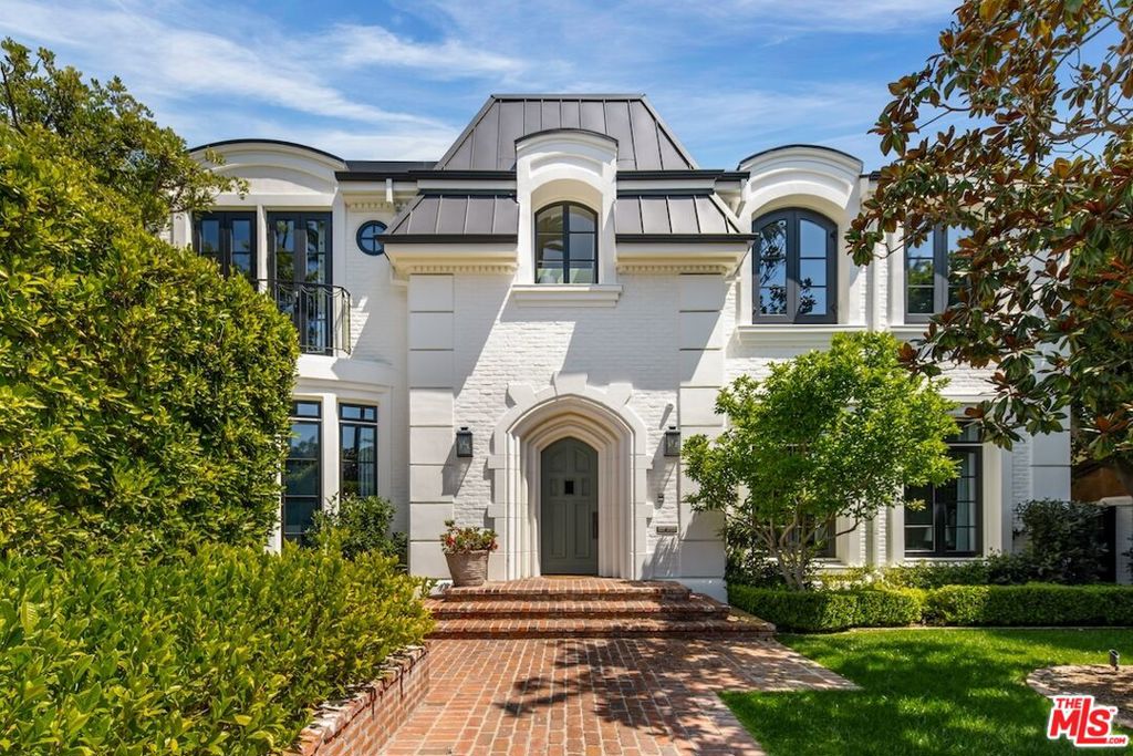 610 N Canon Drive
