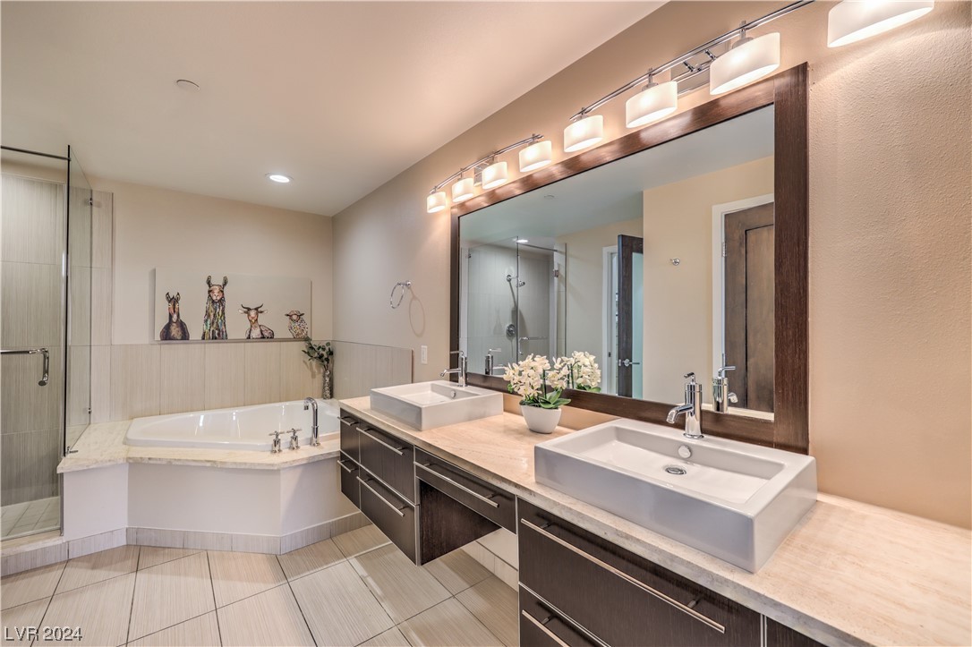 8925 West Flamingo Road 306