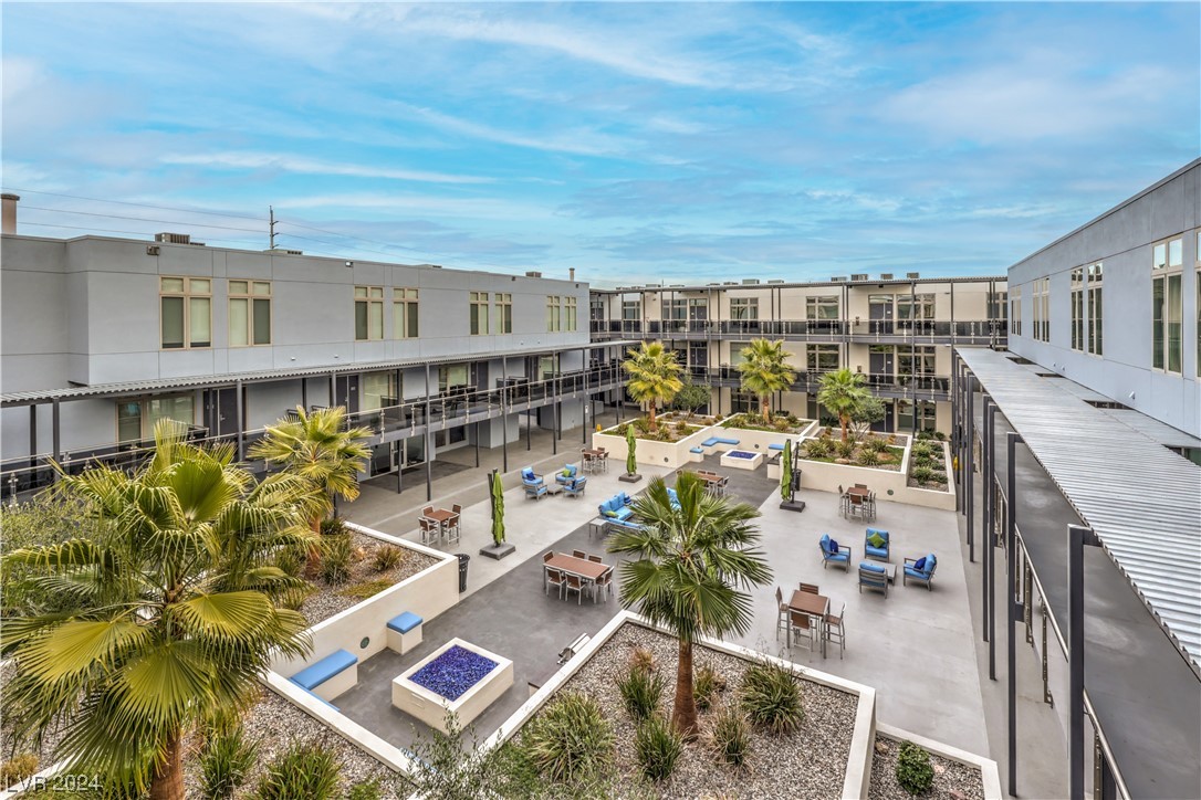 8925 West Flamingo Road 306