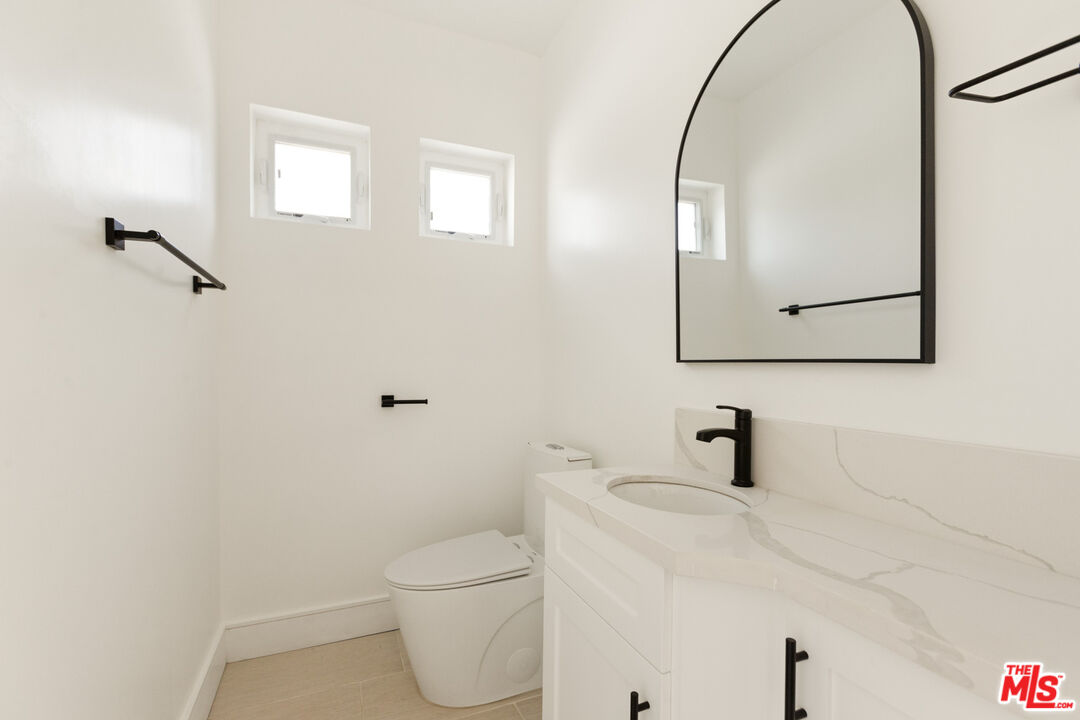 2700 Fletcher Dr Unit: 3045