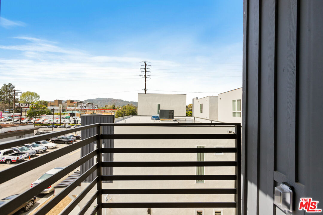 2700 Fletcher Dr Unit: 3045