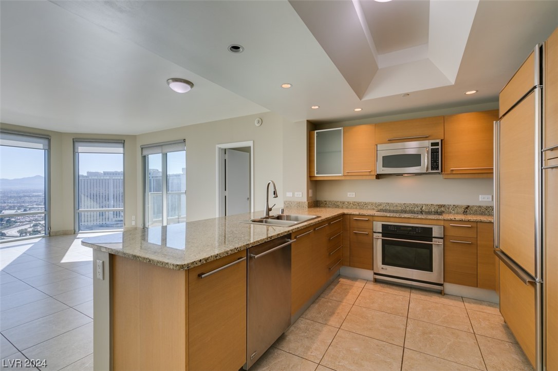 322 KAREN Avenue 2601