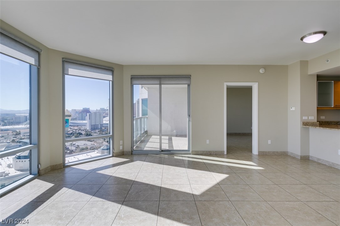 322 KAREN Avenue 2601