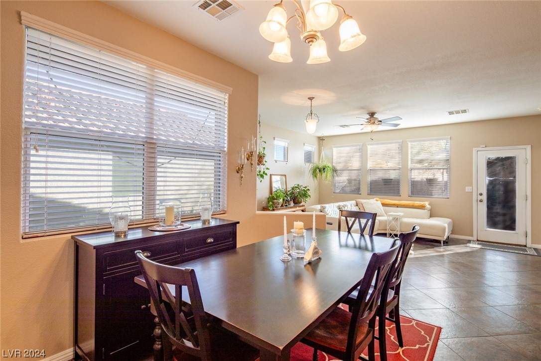 1076 Crescent Falls Street