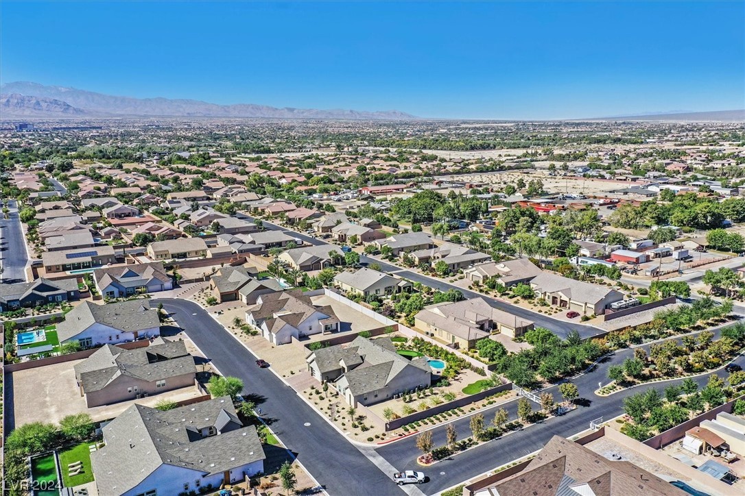 6196 Desert Flora Avenue