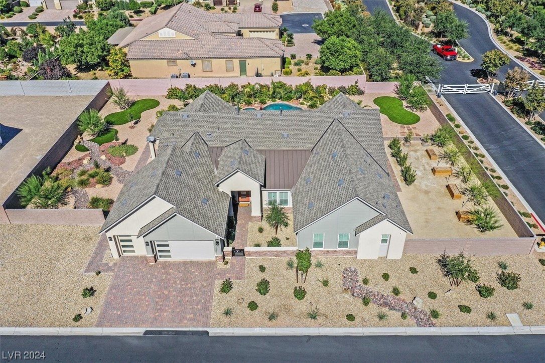 6196 Desert Flora Avenue