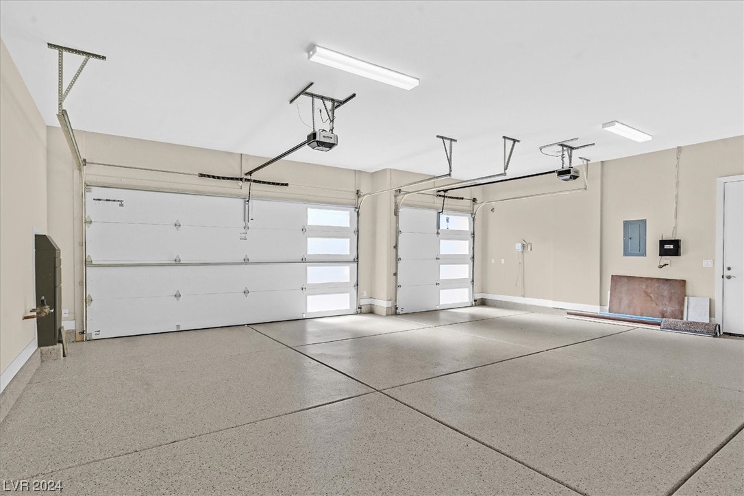 6196 Desert Flora Avenue