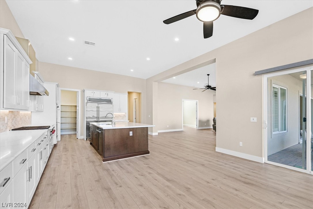 6196 Desert Flora Avenue