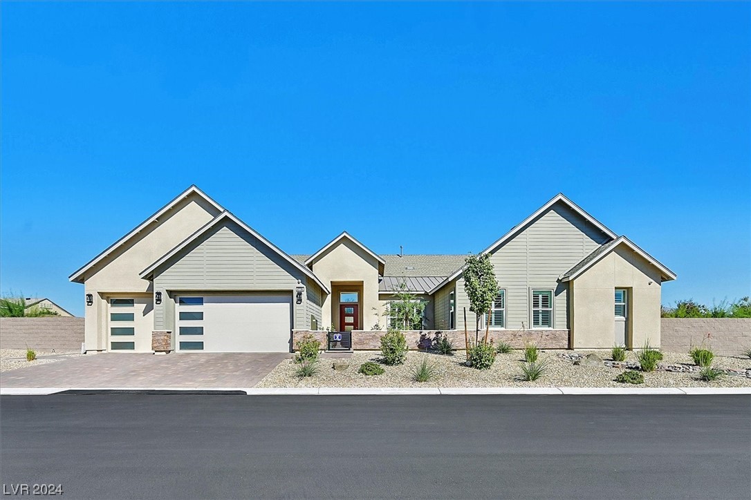 6196 Desert Flora Avenue