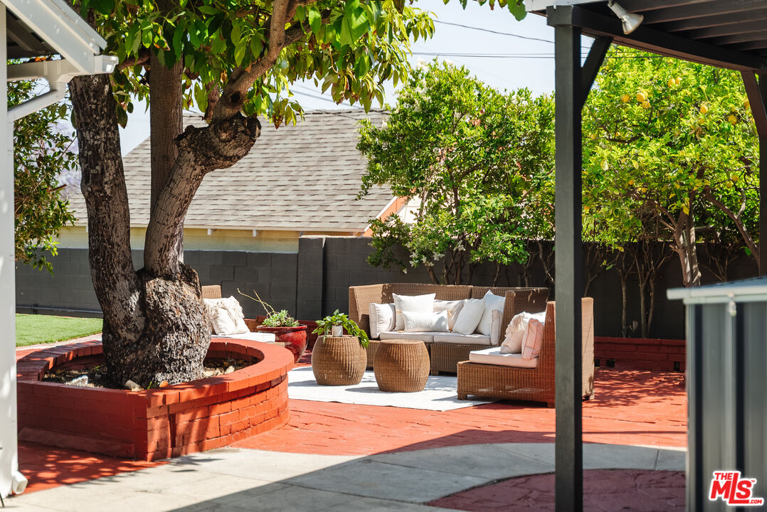 5312 Sierra Villa Dr