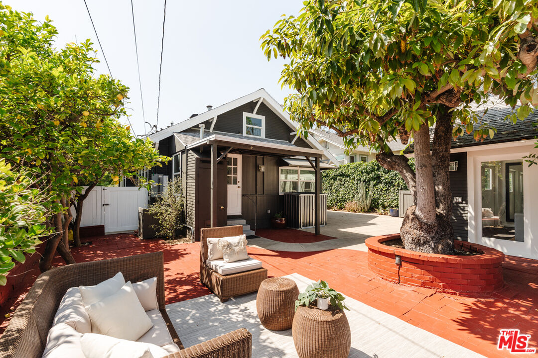 5312 Sierra Villa Dr