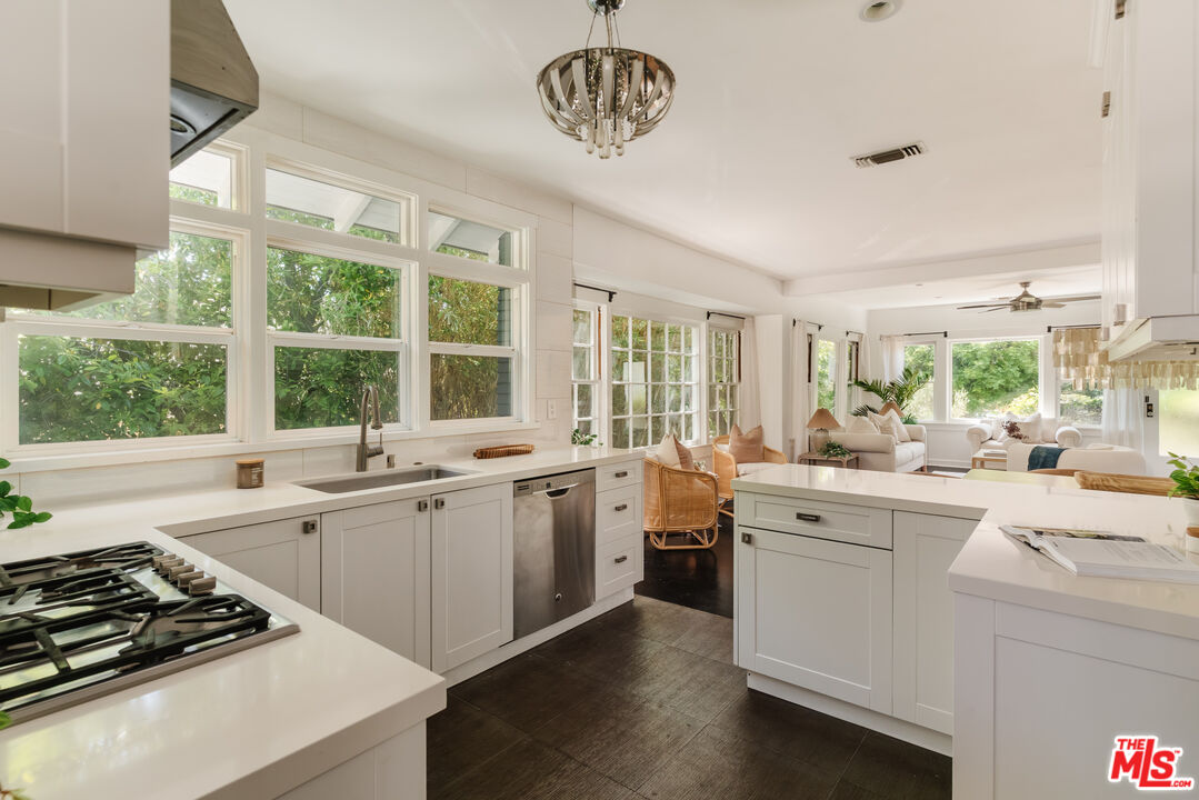 5312 Sierra Villa Dr