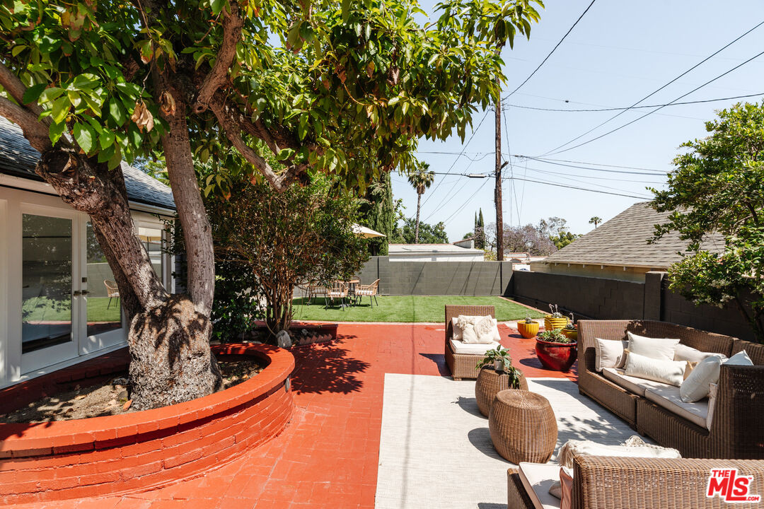 5312 Sierra Villa Dr