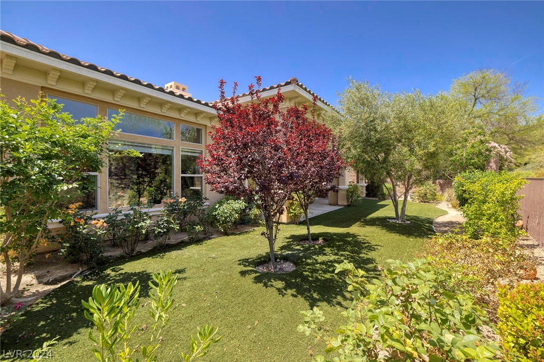 14 Avenida Sorrento