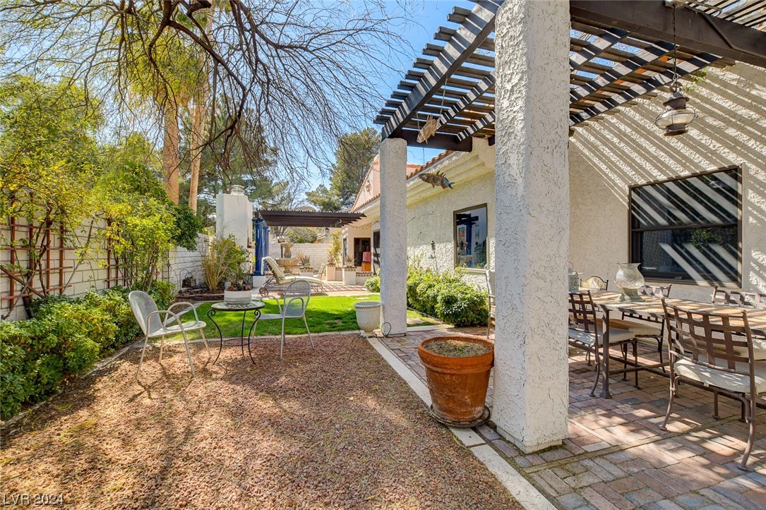 40 Hummingbird Lane
