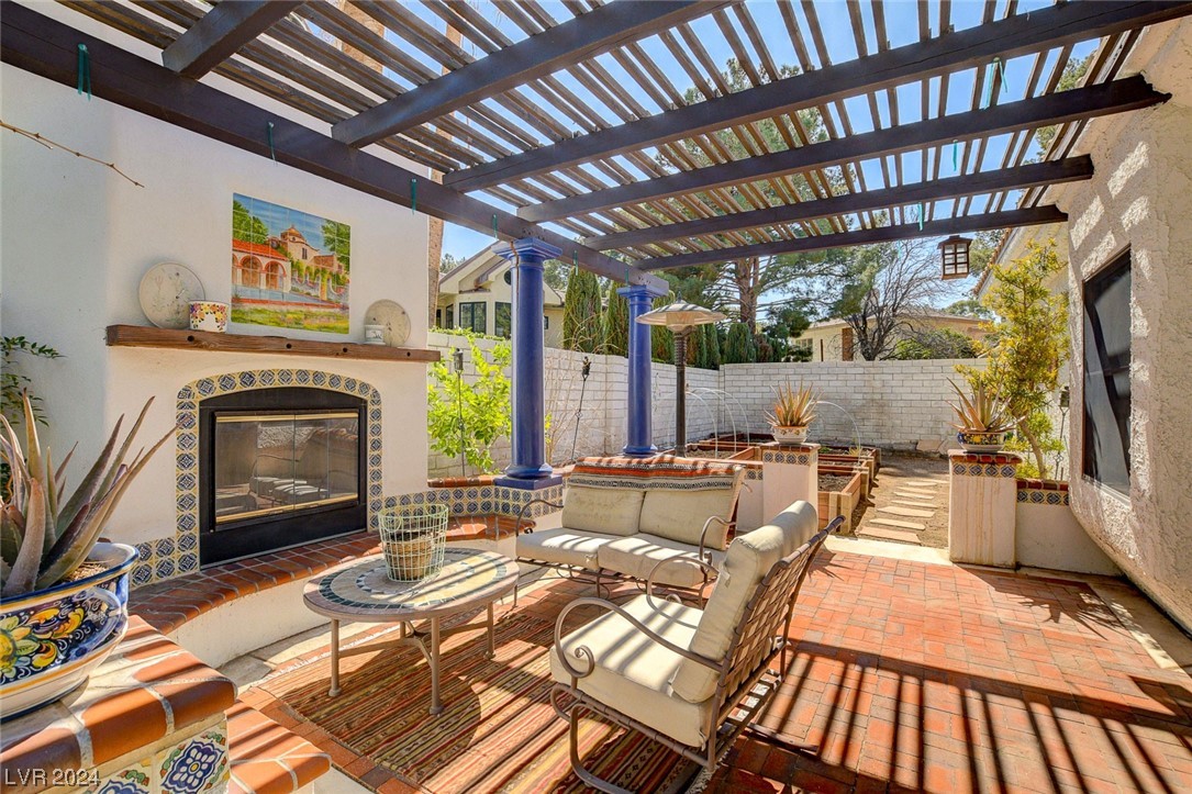 40 Hummingbird Lane