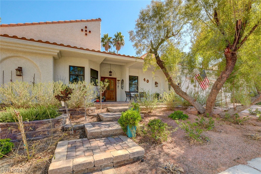 40 Hummingbird Lane