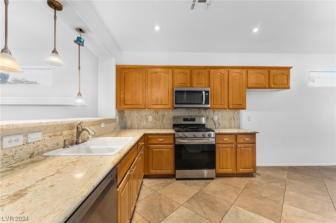 3039 Hickory Valley Road