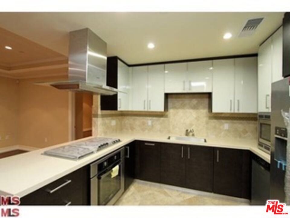 8612 Burton Way Unit: 403