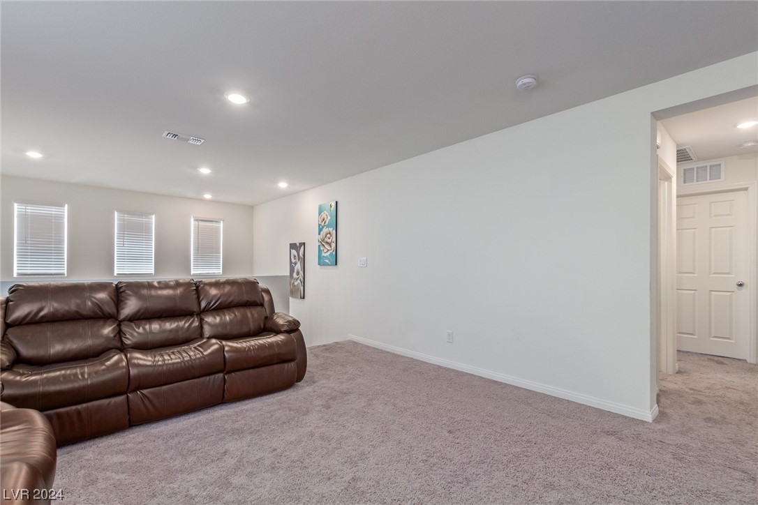 6830 Baylor Creek Street