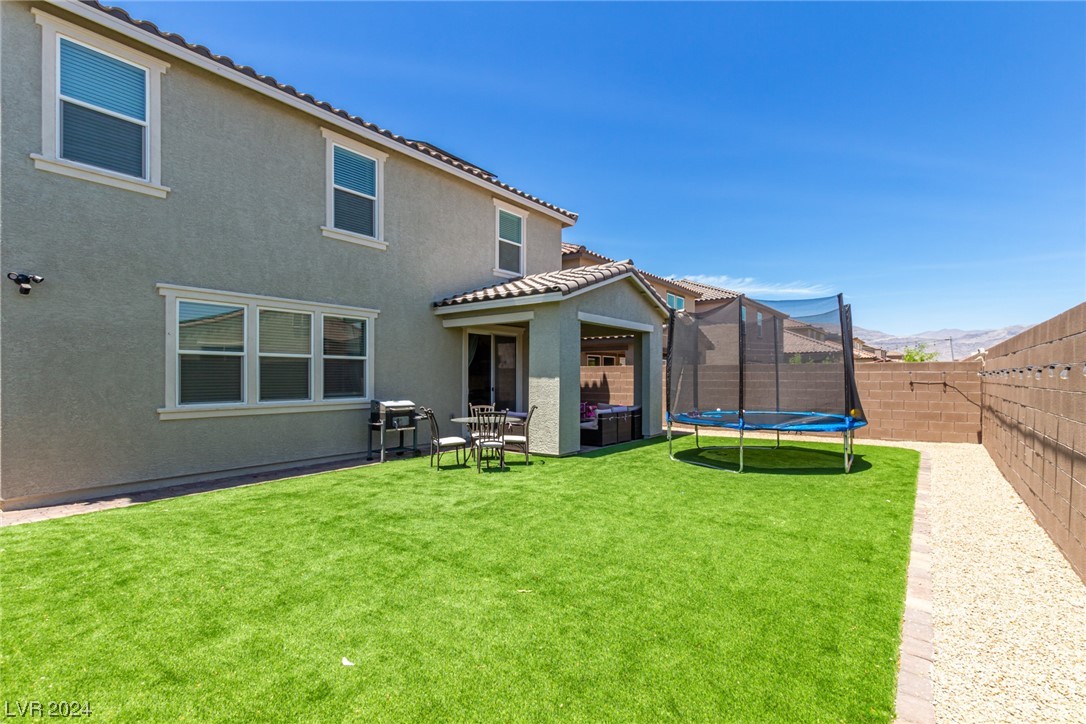 6830 Baylor Creek Street