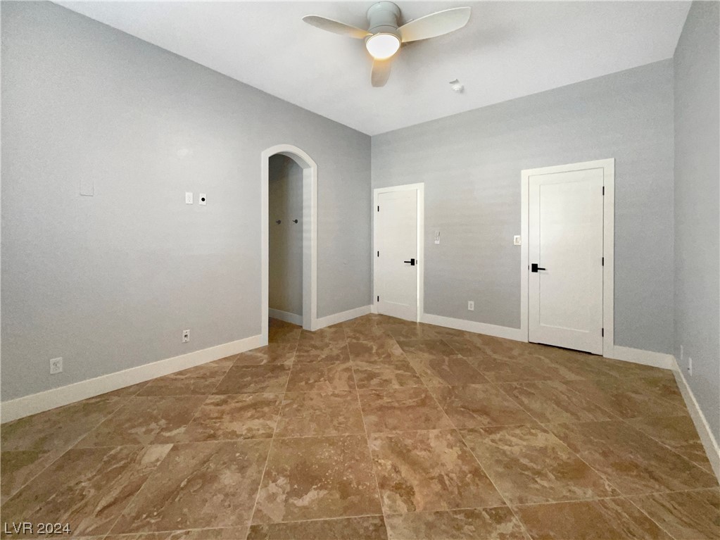 7423 Alice Springs Circle