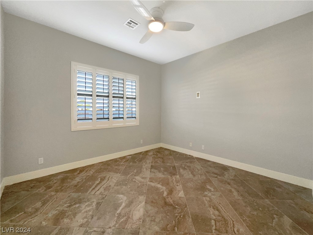 7423 Alice Springs Circle