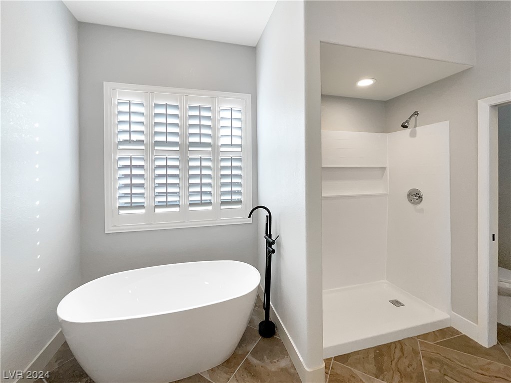 7423 Alice Springs Circle