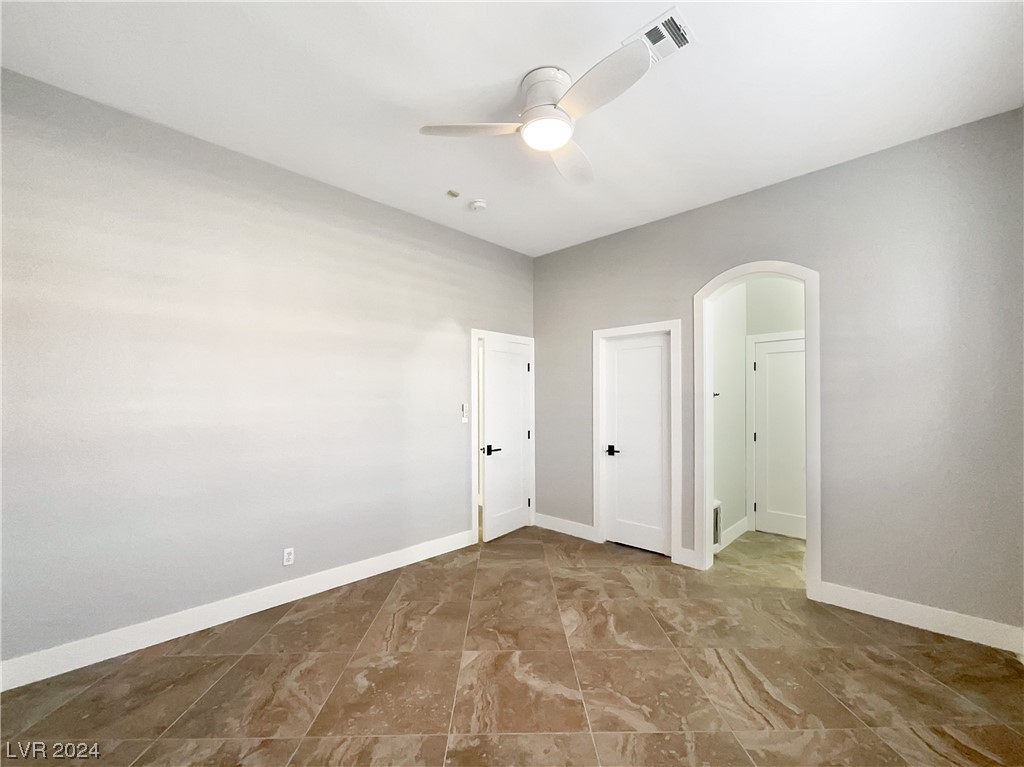 7423 Alice Springs Circle
