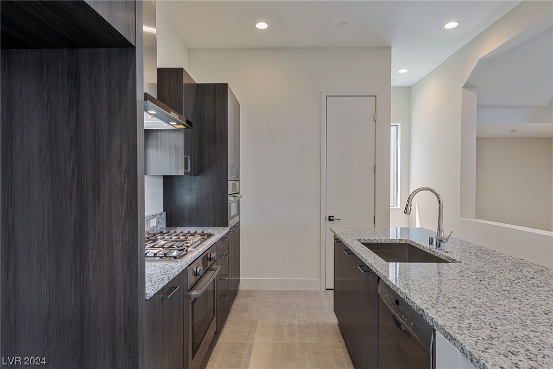 454 Tranquil Peak Court