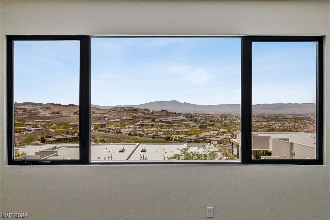 454 Tranquil Peak Court