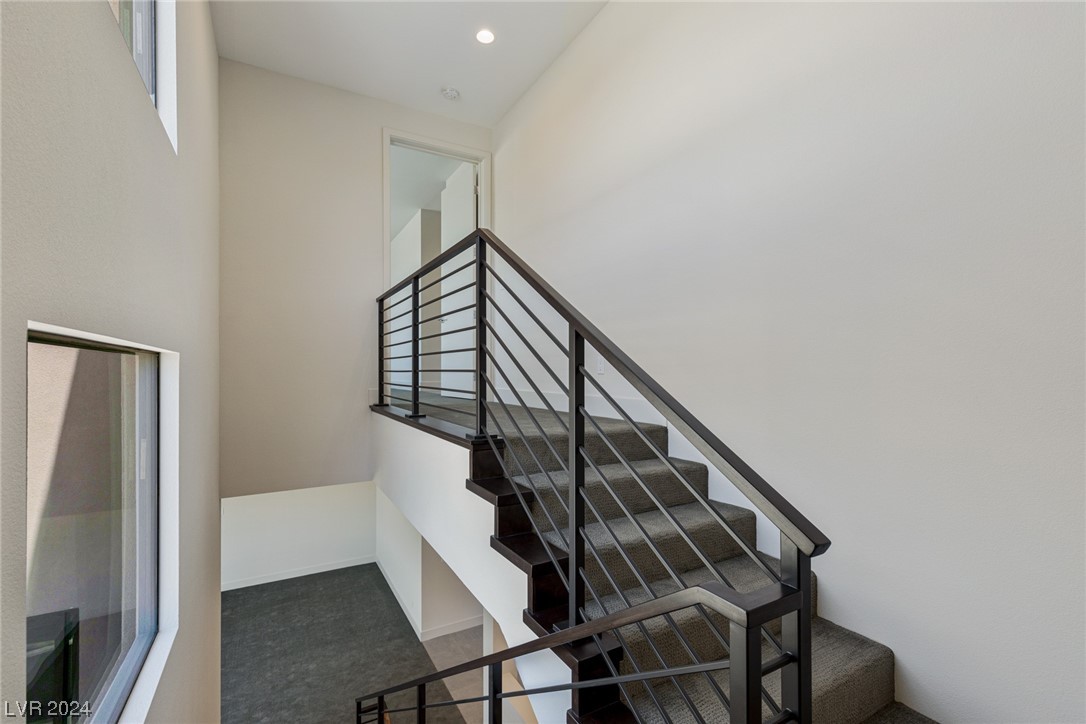 454 Tranquil Peak Court