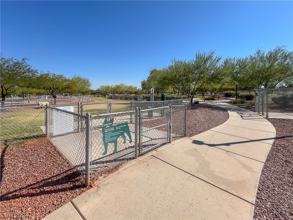 10609 Axis Mountain Court