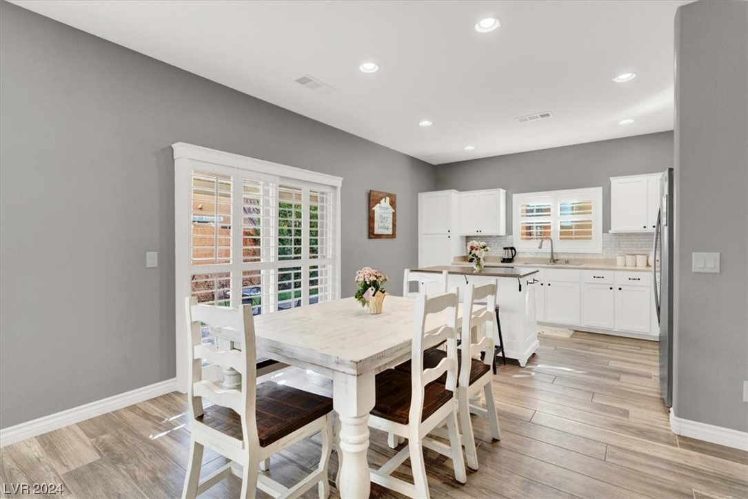 10609 Axis Mountain Court
