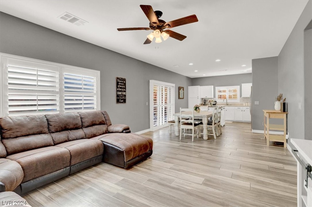 10609 Axis Mountain Court
