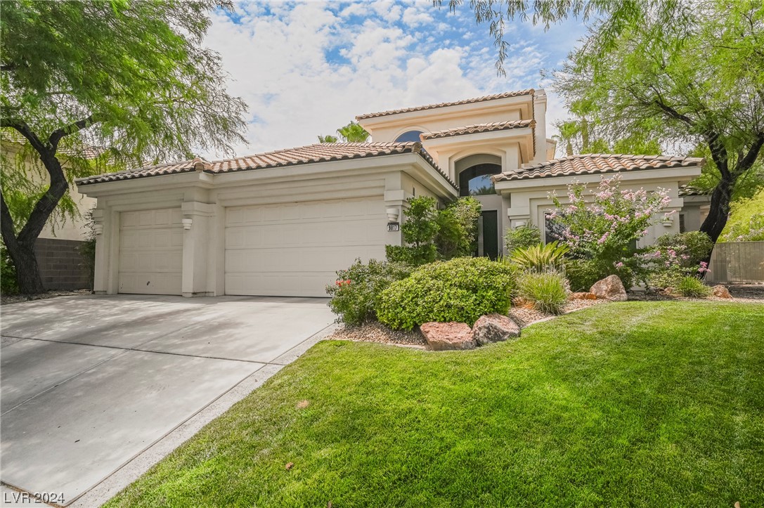 9817 Edgeview Place