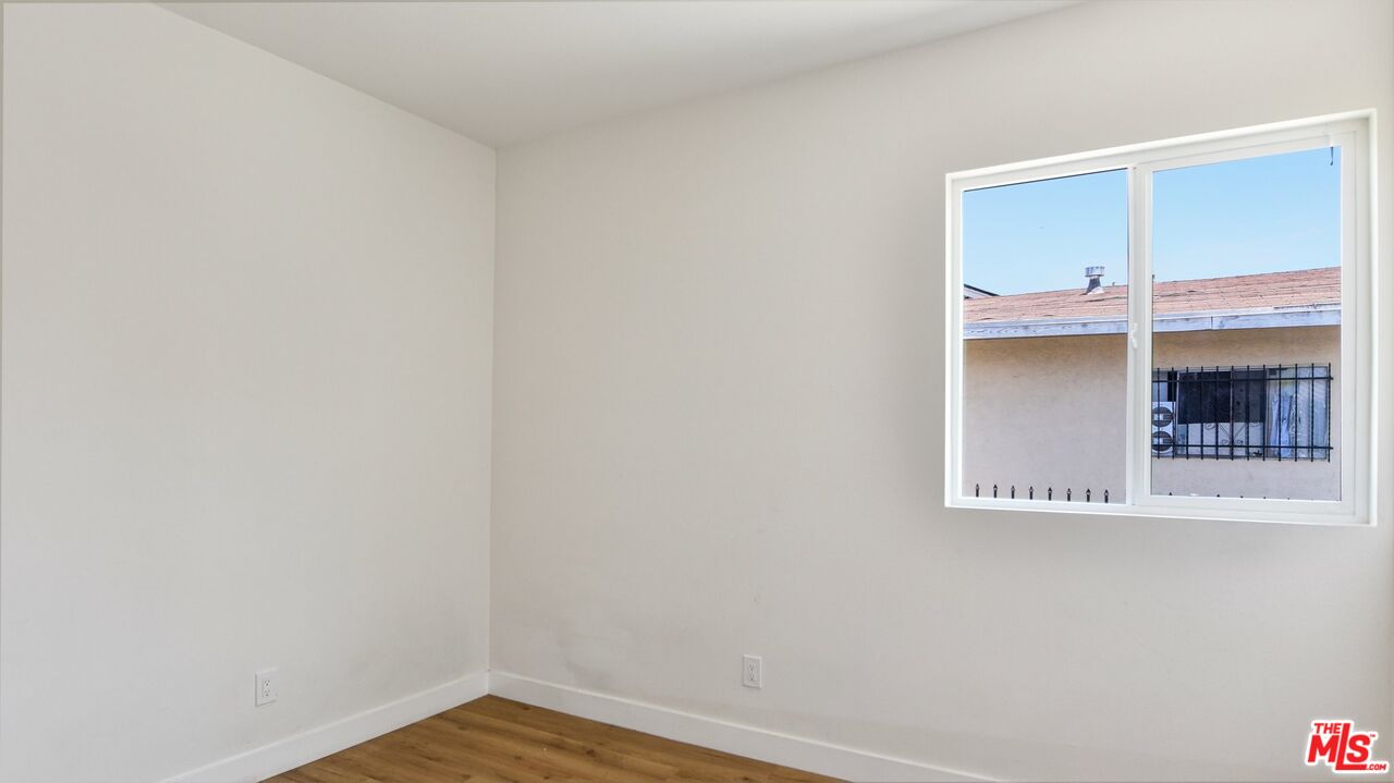 244 W 82nd St