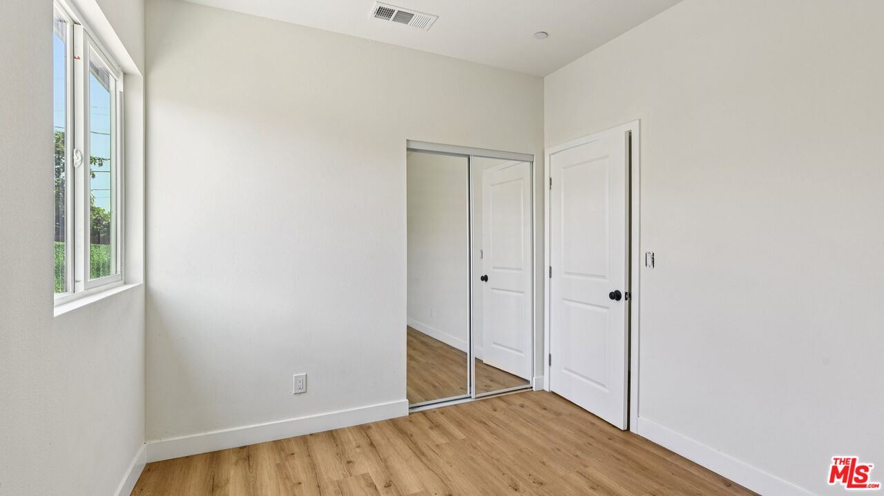 244 W 82nd St