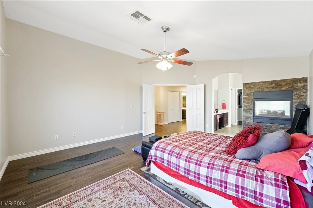 1590 Signal Butte Way