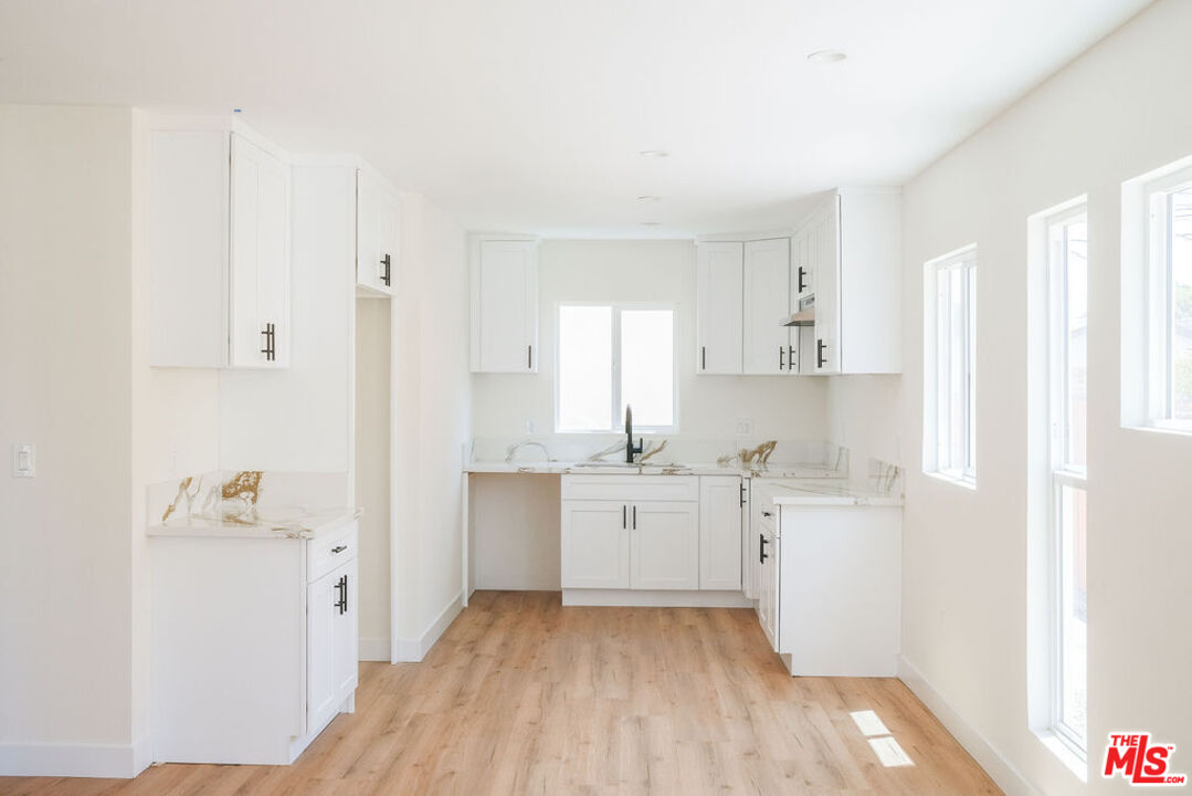 6006 2nd Ave
