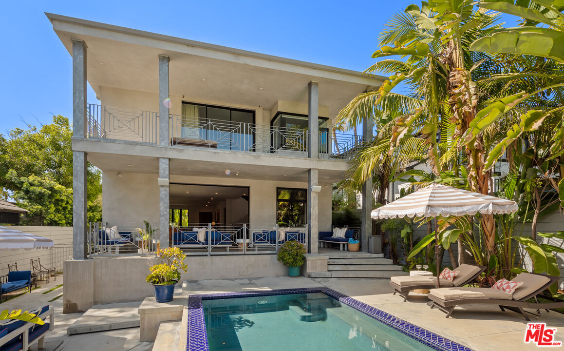 1724 N Sierra Bonita Ave