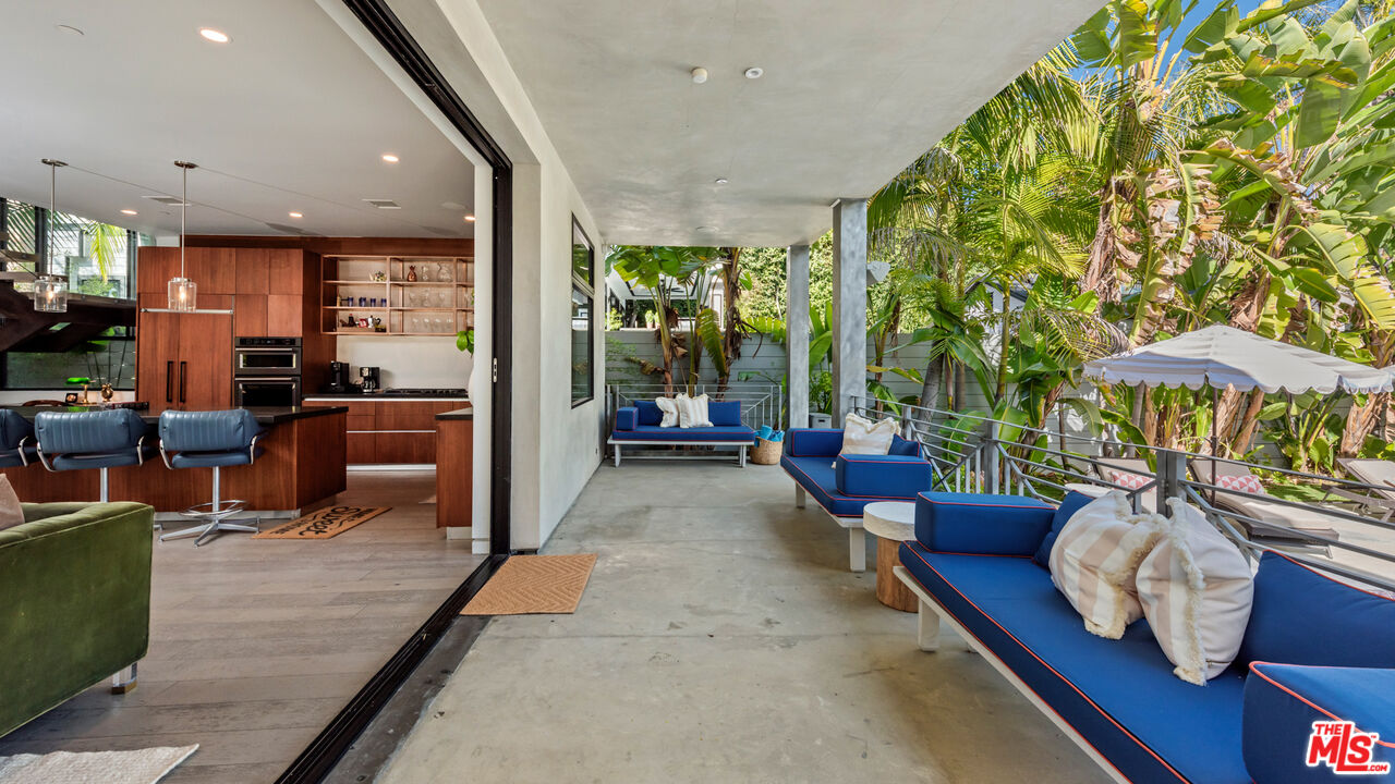 1724 N Sierra Bonita Ave