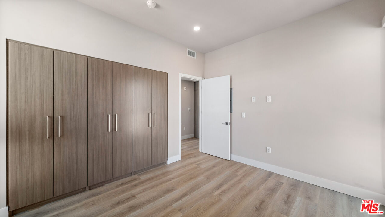 927 Fedora St Unit: 308