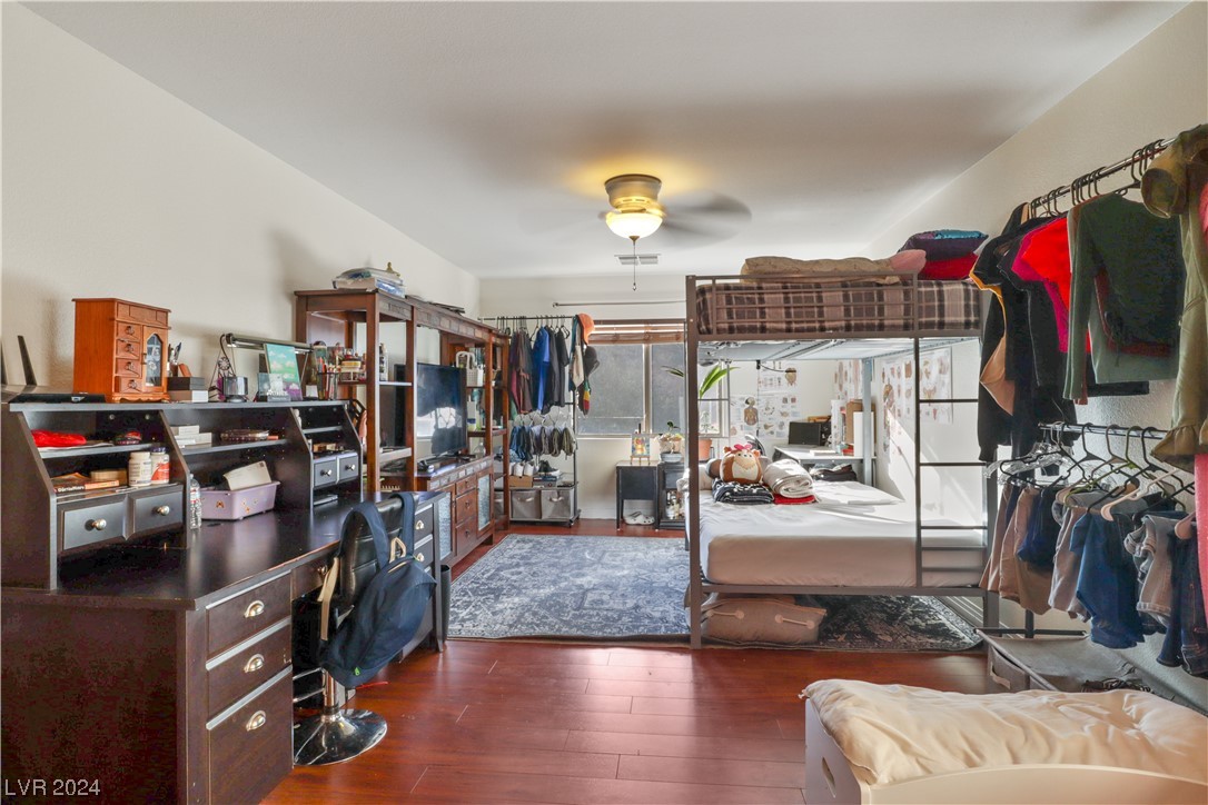 5613 Grandmother Hat Street