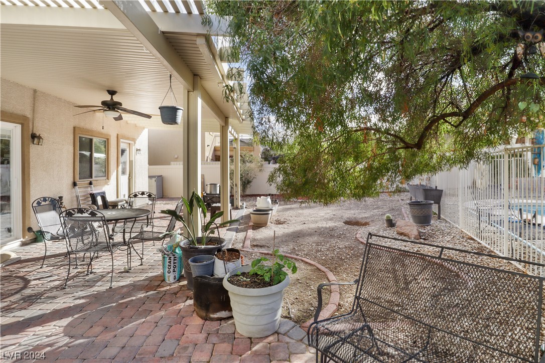 5613 Grandmother Hat Street