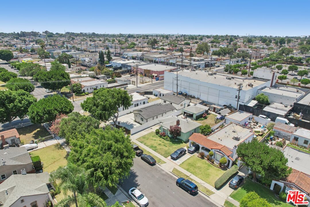 8779 S Hobart Blvd